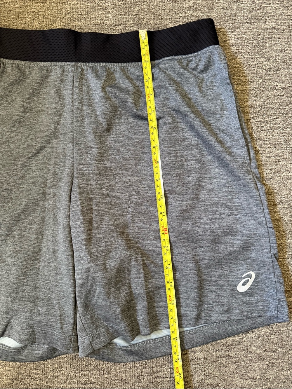 ASICS Shorts - Picture 3 of 4